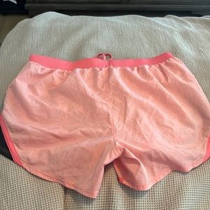 under armour size S athletic shorts
